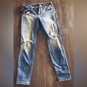 NWT Silver Jeans Co. Curvy Fit